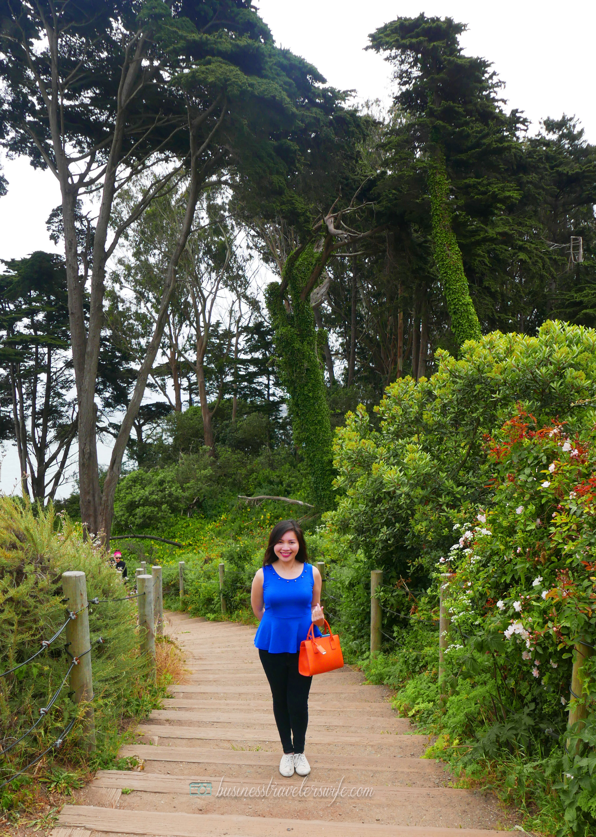 sights in san francisco golden gate bridge fort point view battery east trail stairs