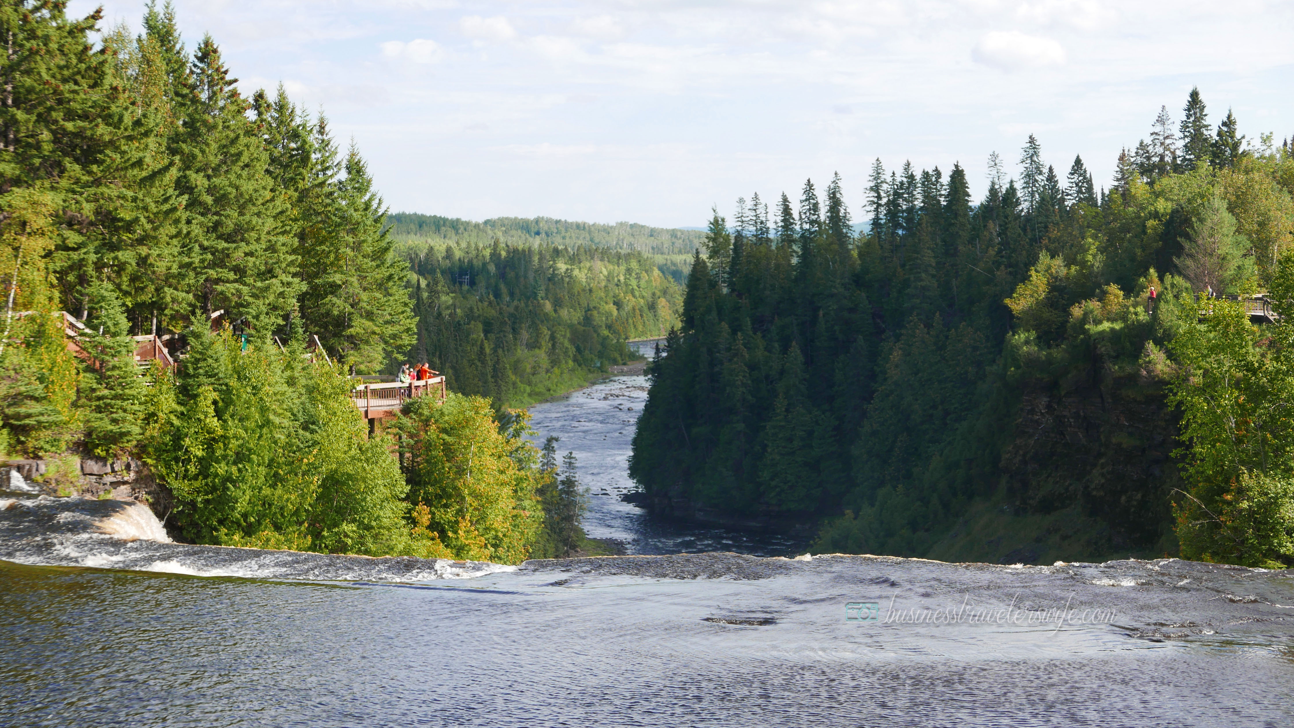 cross-country roadtrip drive from calgary to toronto clouds kakabeka falls