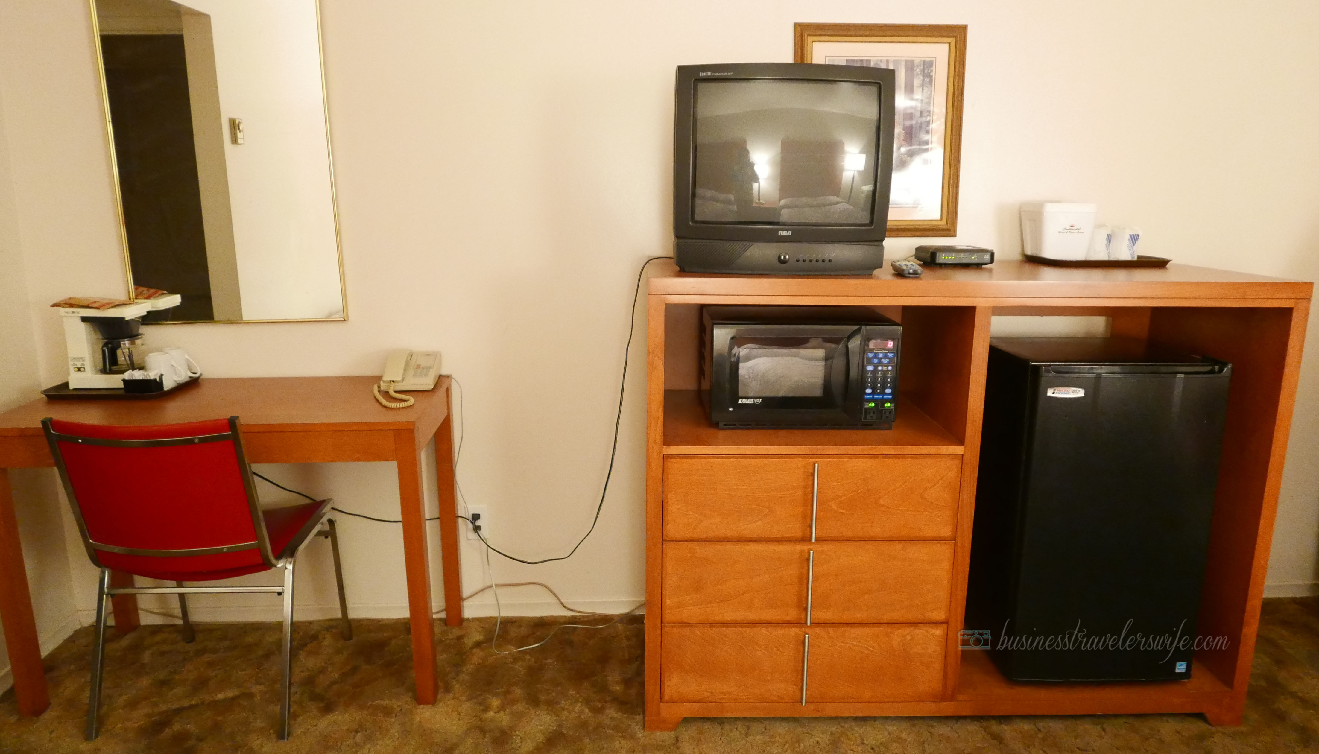 Cross-country road trip: Drive from Calgary to Toronto Continental Motel White River Ontario hotel room