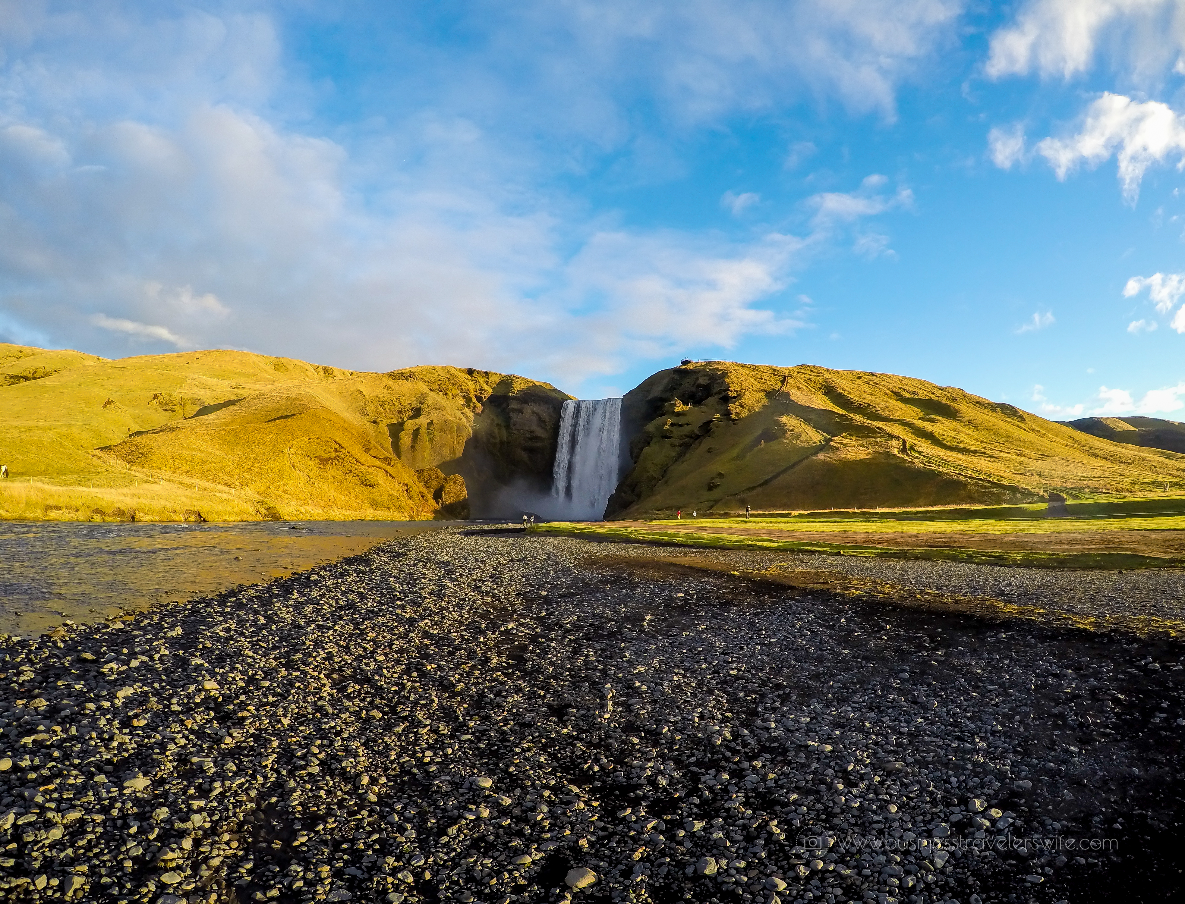 Exploring the Beautiful Waterfalls of Iceland Skogafoss Falls
