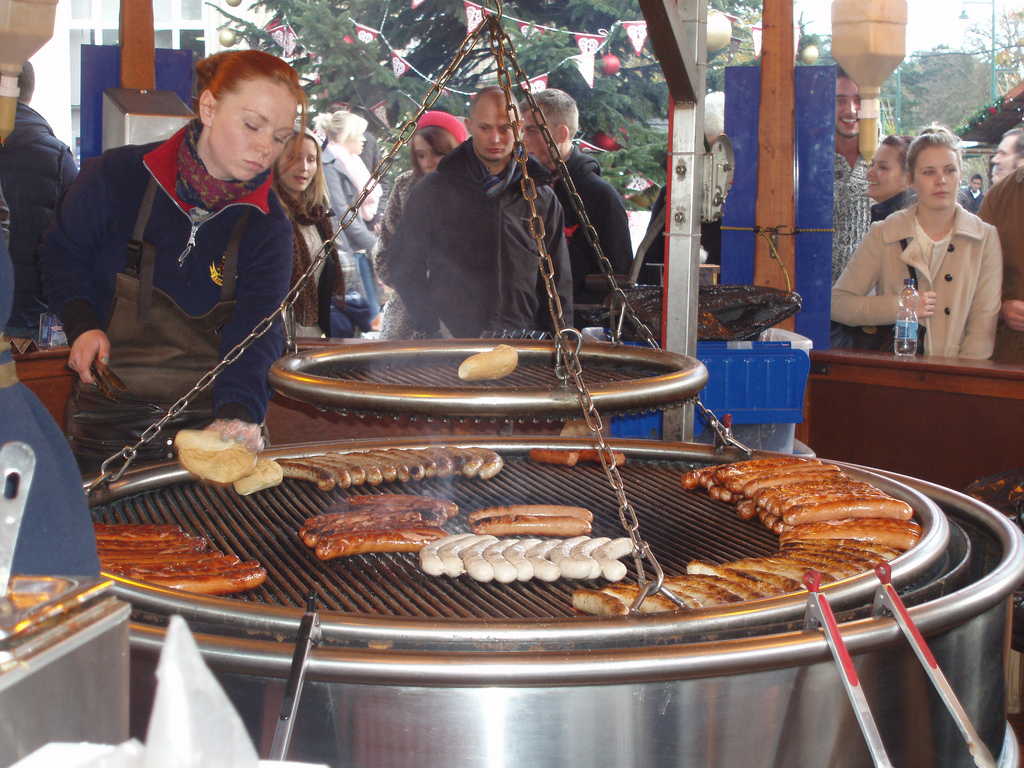 10 Must-Visit Christmas Markets Around the World for Foodies Manchester Bratwurst