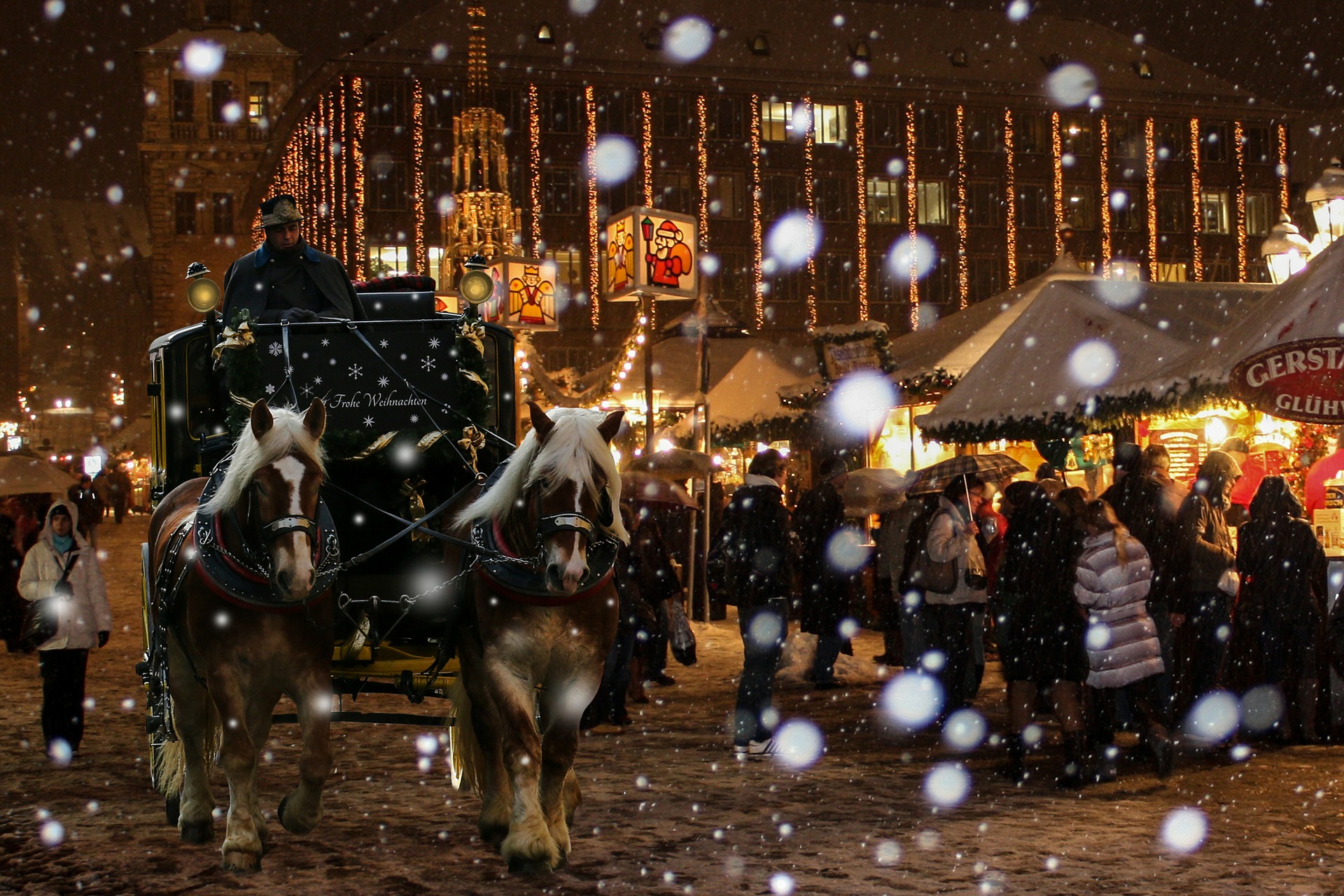 10 Must-Visit Christmas Markets Around the World for Foodies nuremberg Christkindlesmarkt