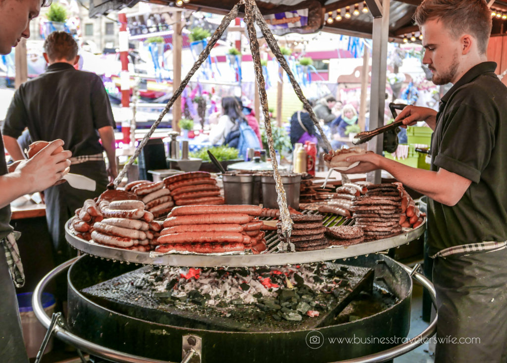 10 Interesting Things to Do in Amsterdam - Grilled Sausages Burgers (1 of 1)
