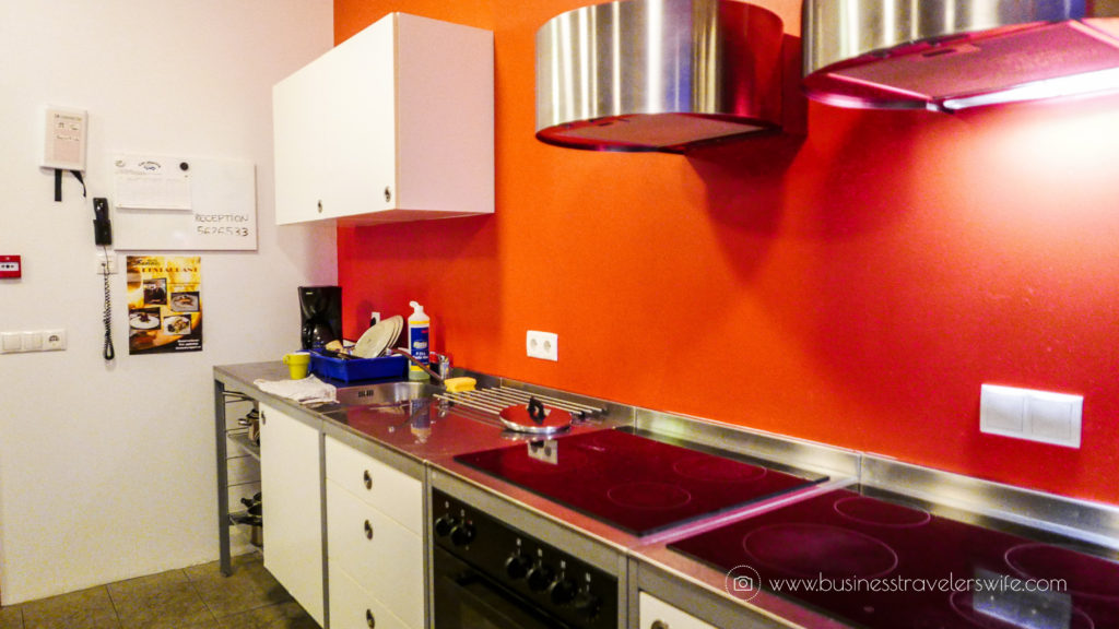 Where to Stay in Iceland - Grundarfjordur Hostel Shared Kitchen
