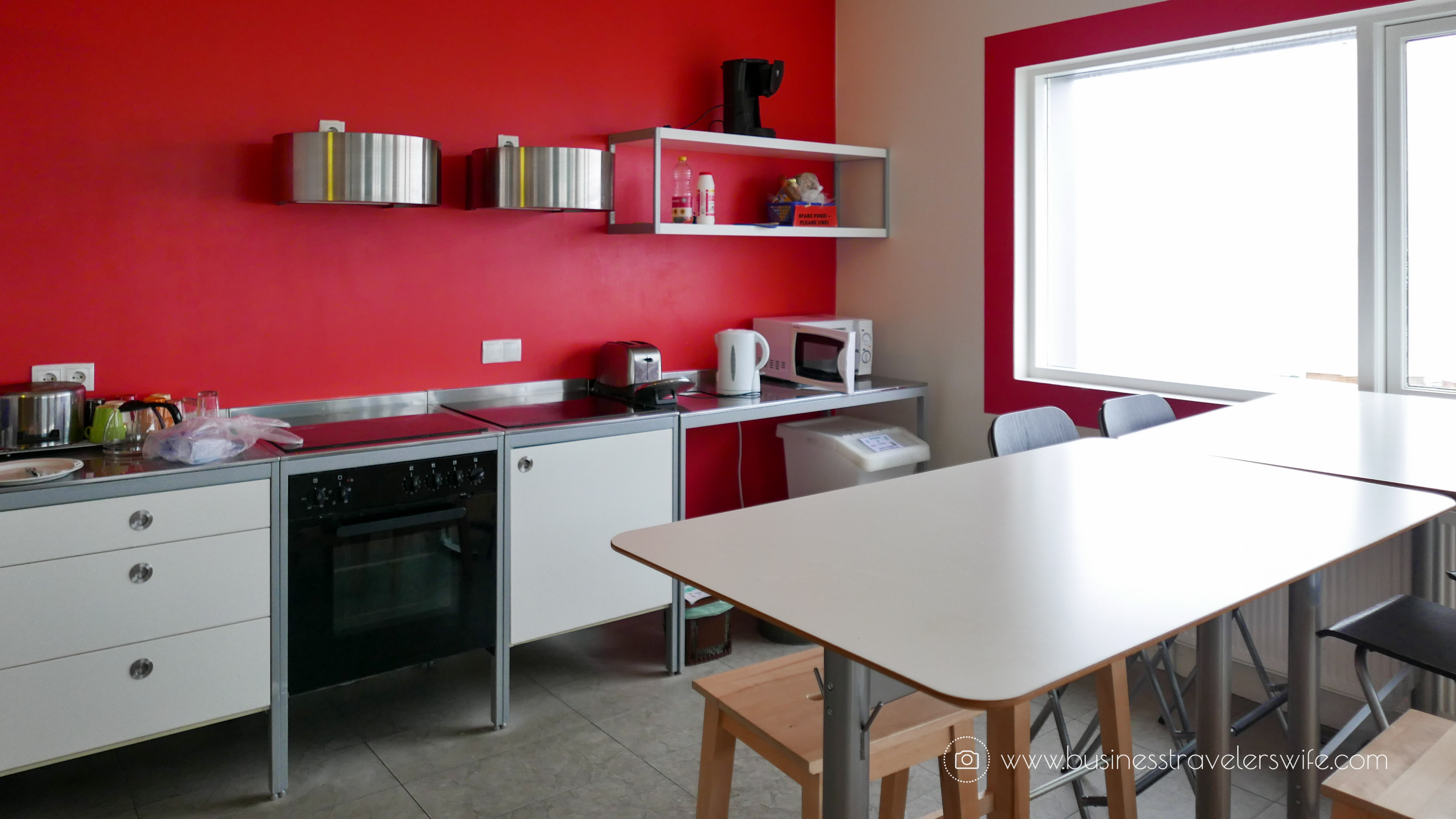 Where to Stay in Iceland - Grundarfjordur Hostel Shared Kitchen
