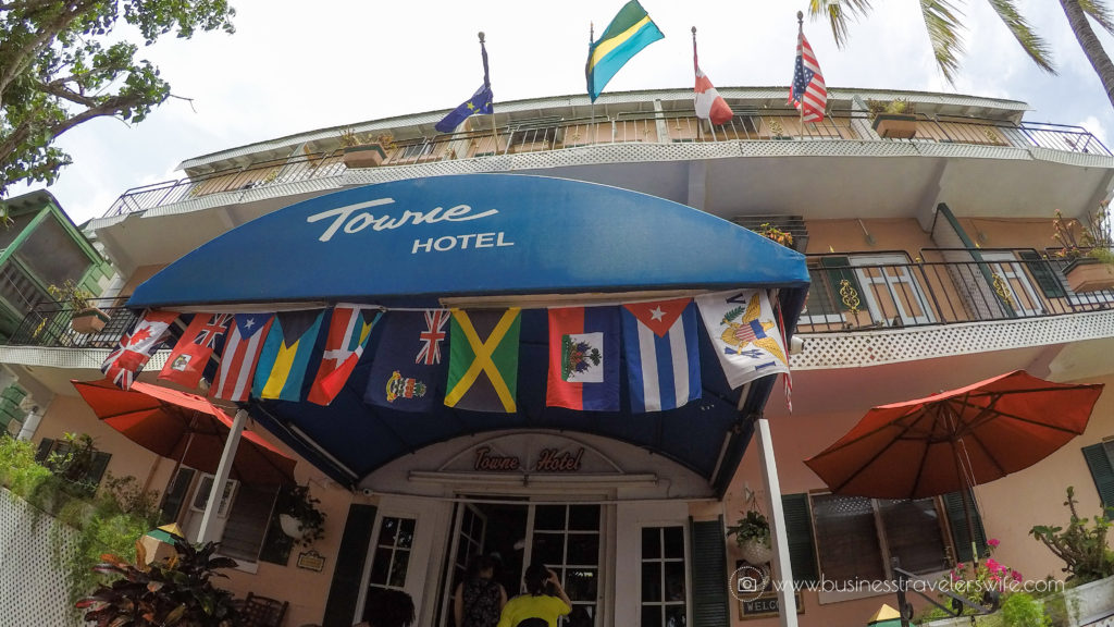 Eat Like a Local in Bahamas Tru Bahamian Food Tours' Bites of Nassau Talking Stick
