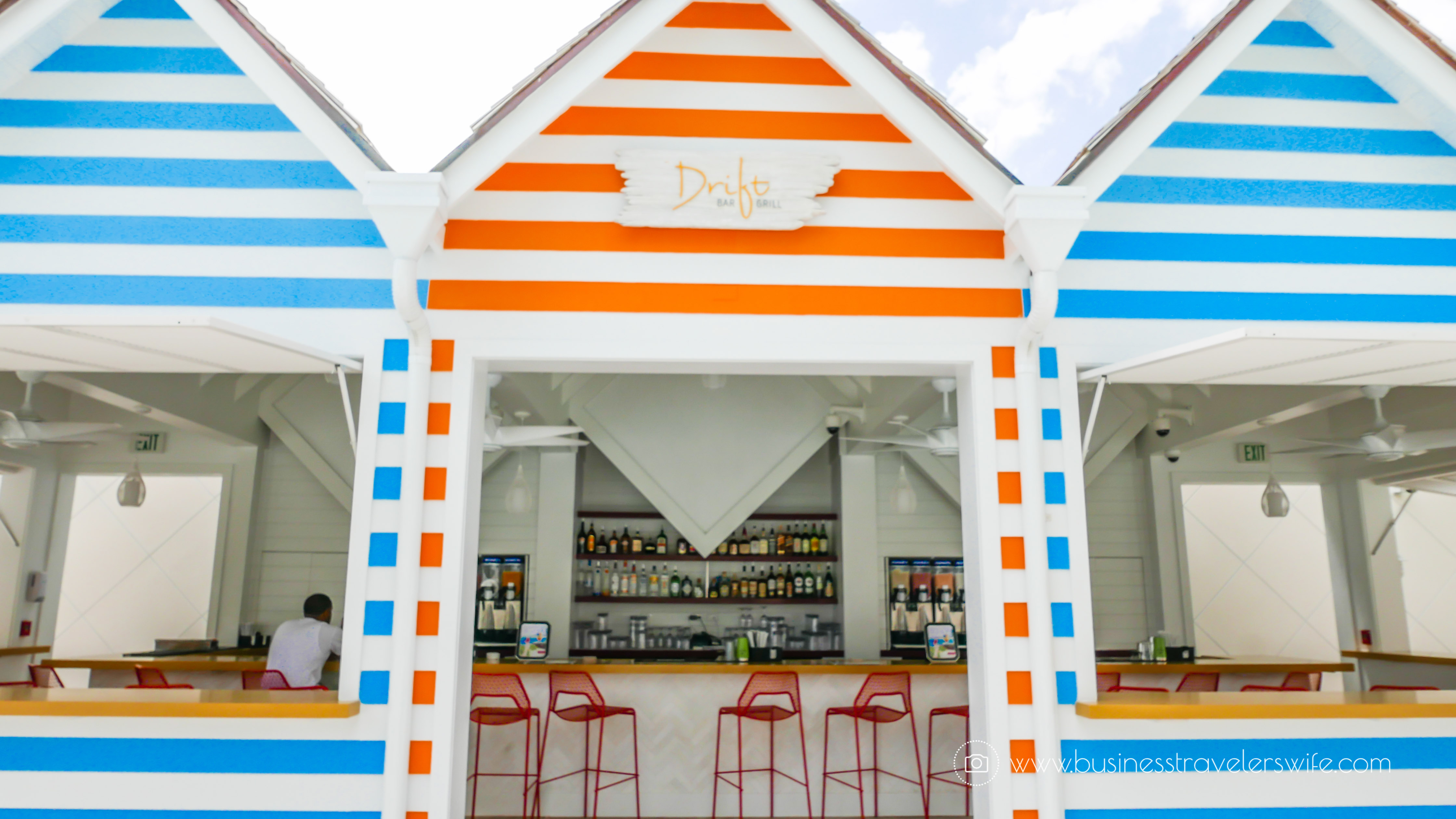 Grand Hyatt Baha Mar - A Grand Vacation in Nassau Bahamas Drift Bar and Grill