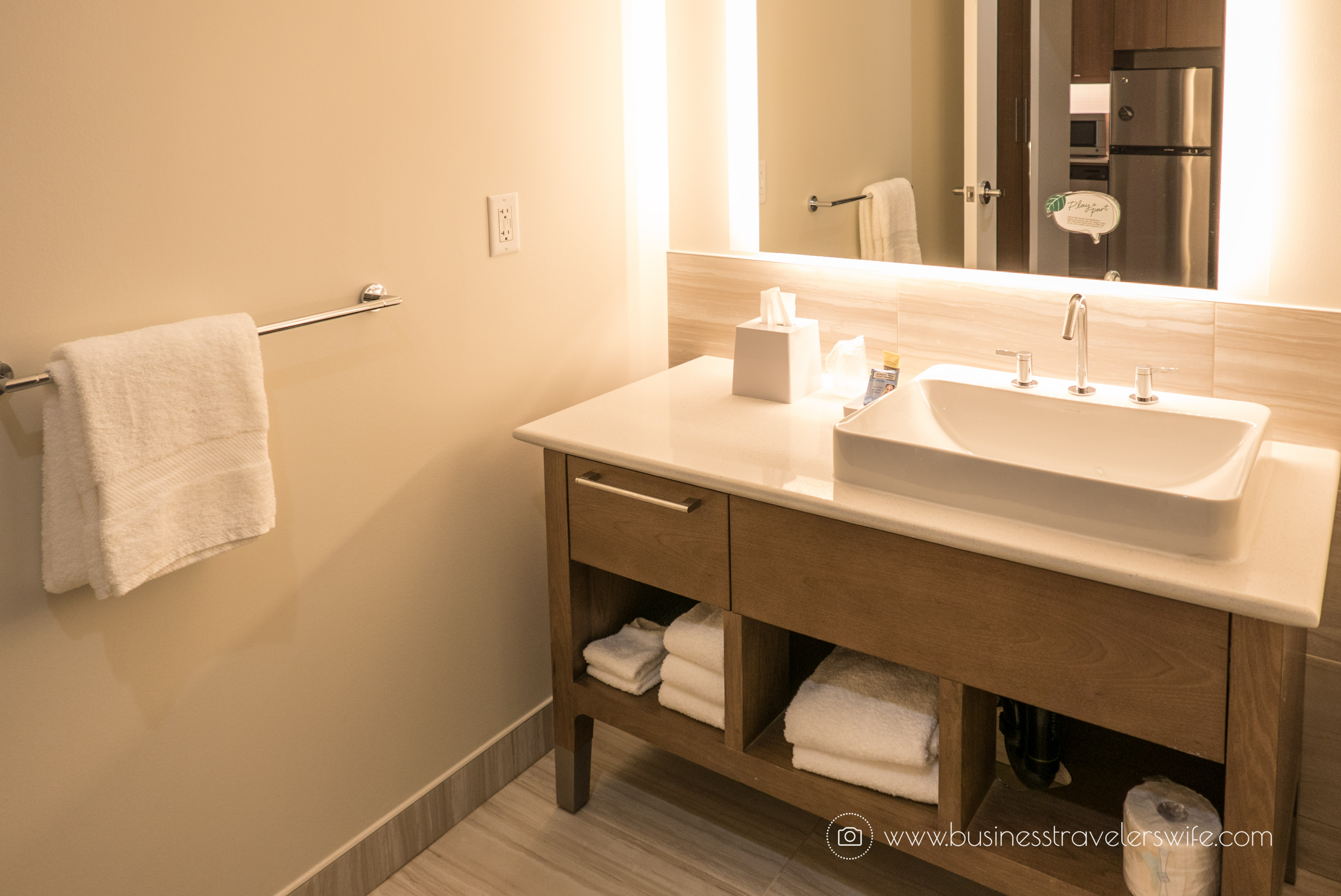 Element Calgary Airport Hotel (1 of 1)