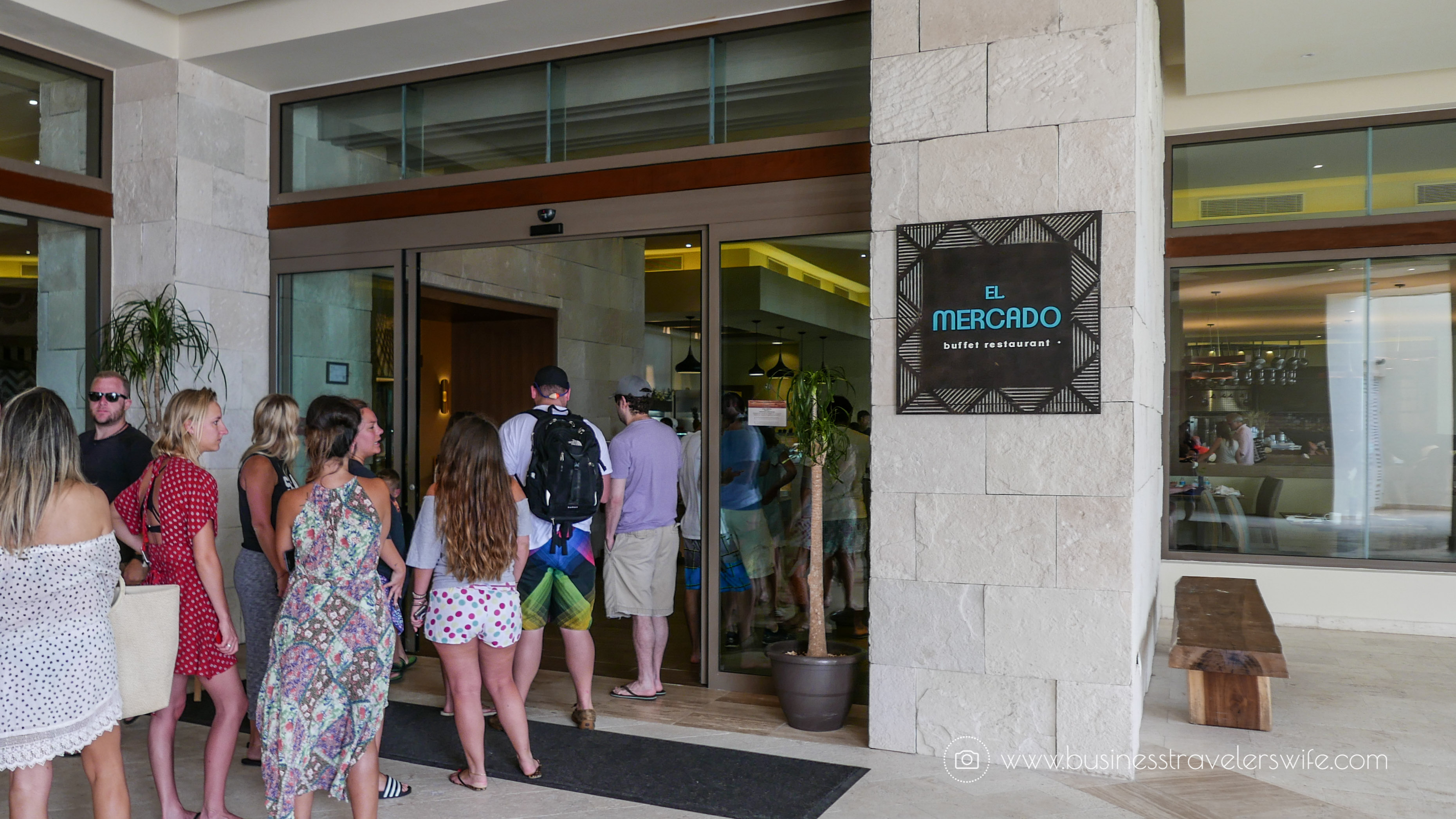 Experience the All-Inclusive Resort at Hyatt Ziva Cancun El Mercado