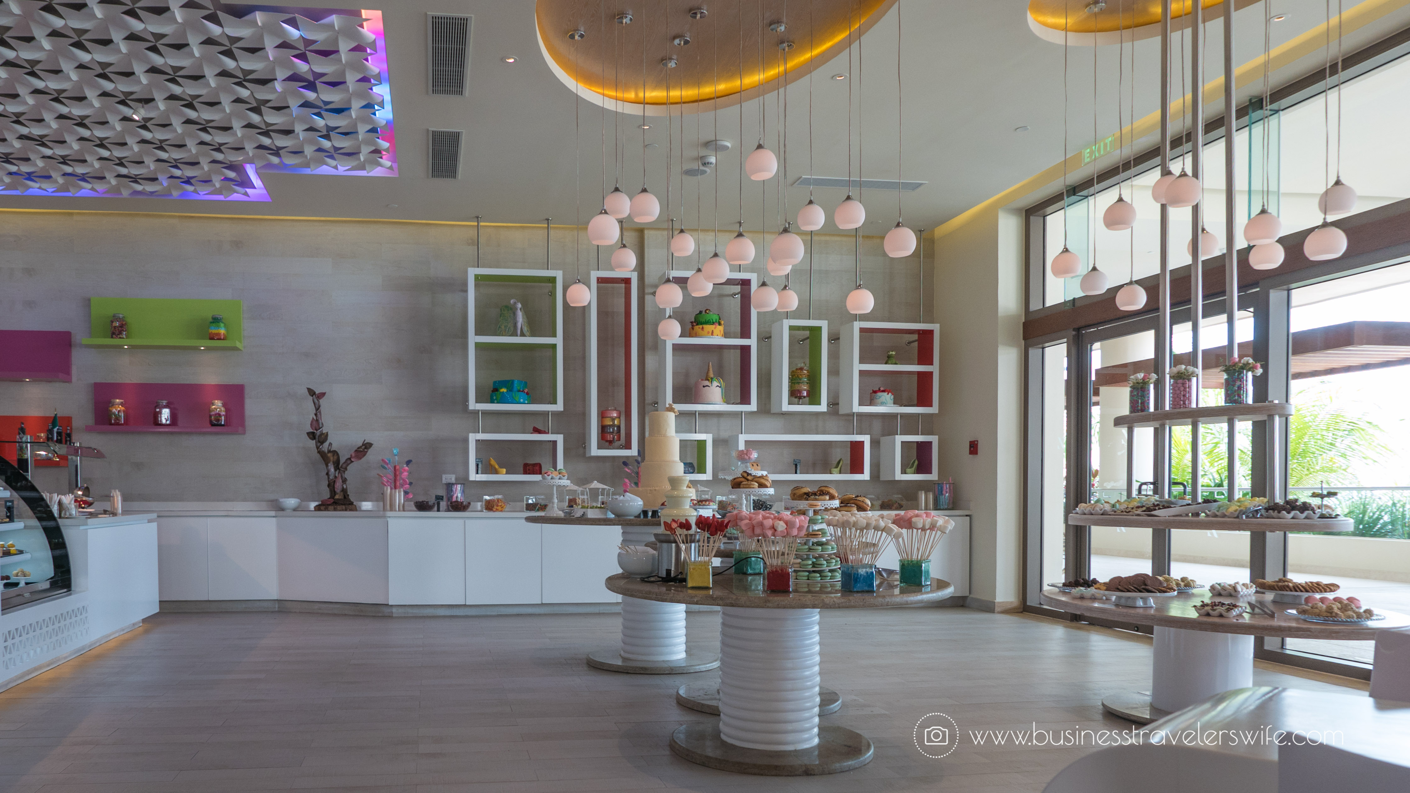 Experience the All-Inclusive Resort at Hyatt Ziva Cancun Pasteles Desserts