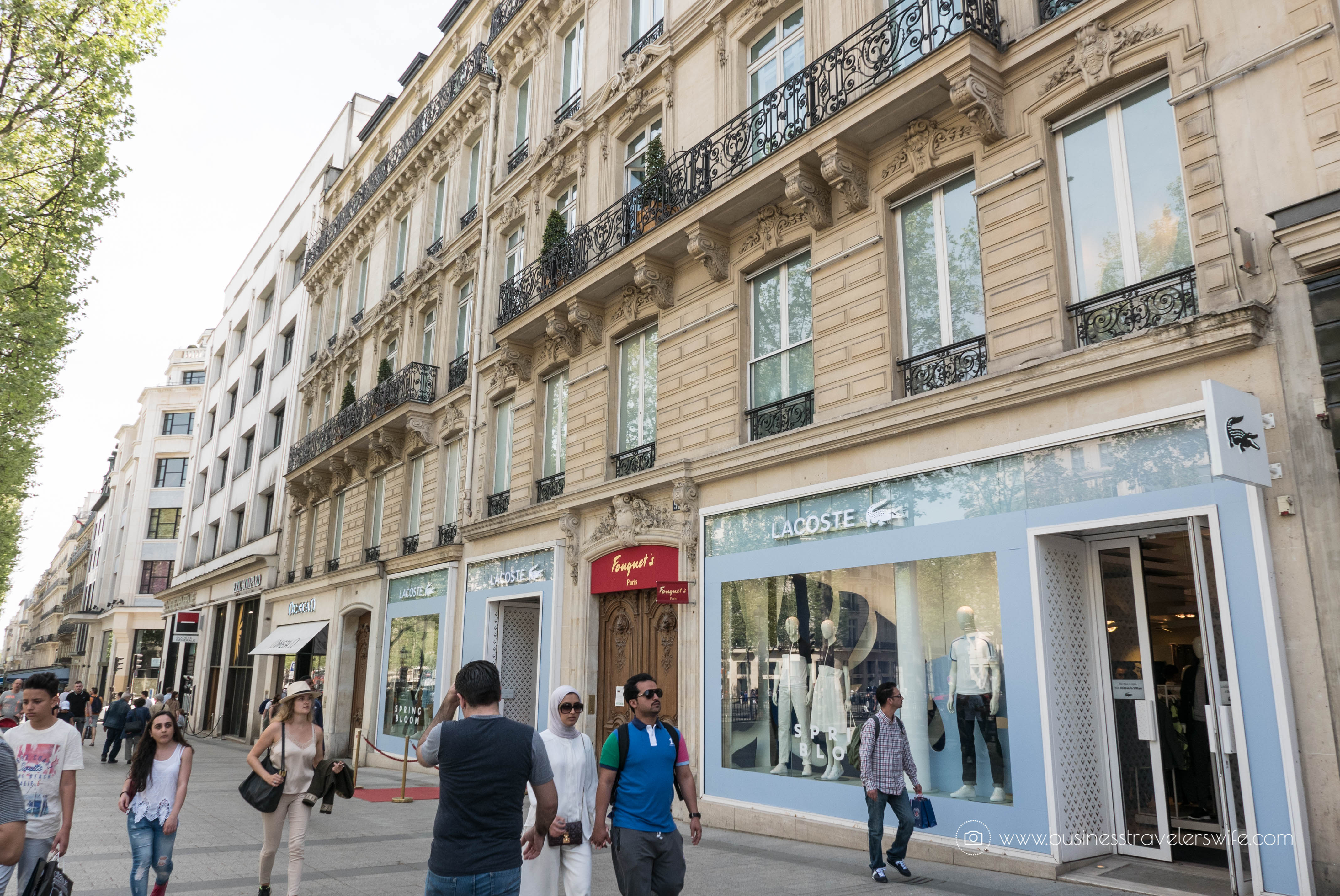 Beautiful Sights in Paris You Shouldn't Miss Champs-Elysees-2