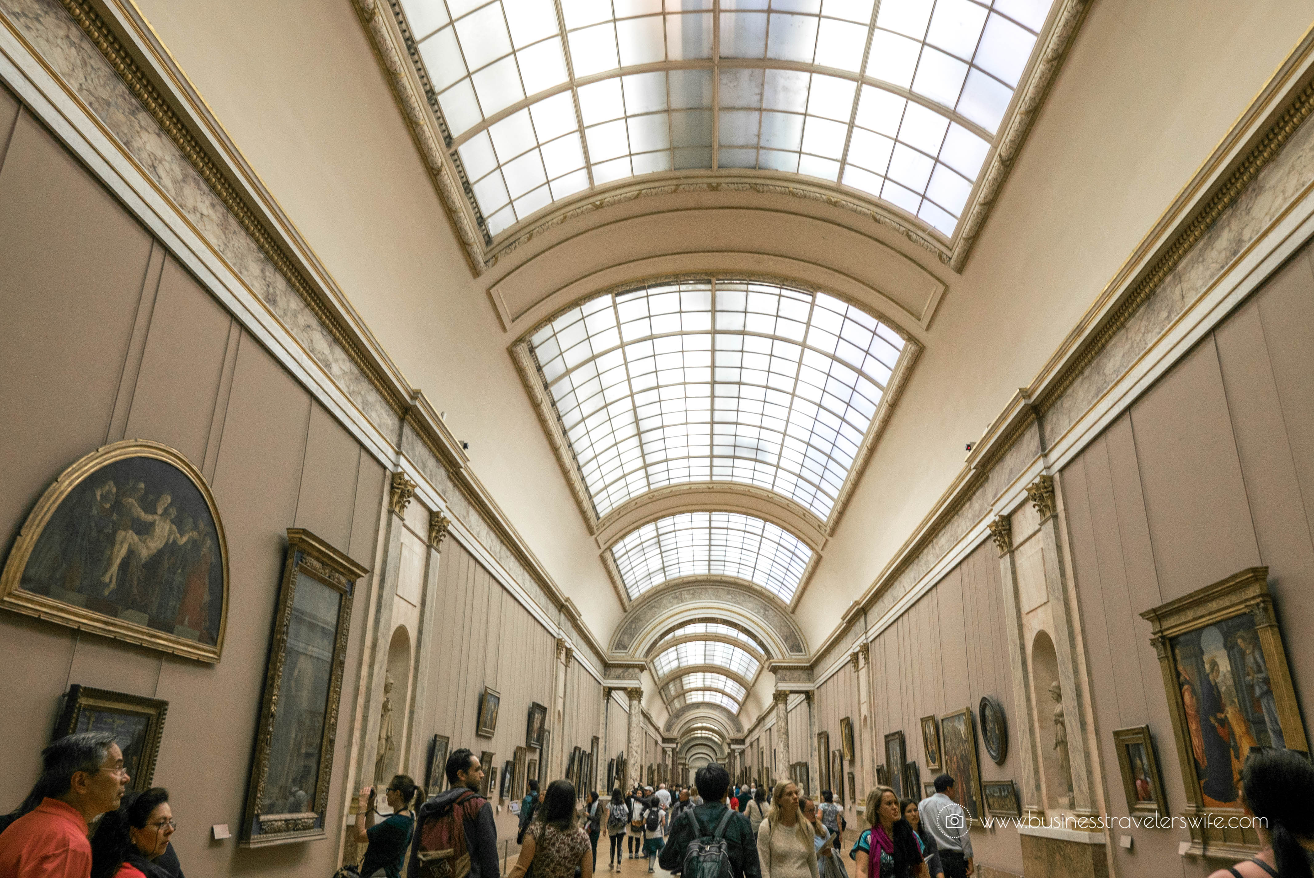 Beautiful Sights in Paris You Shouldn't Miss Louvre