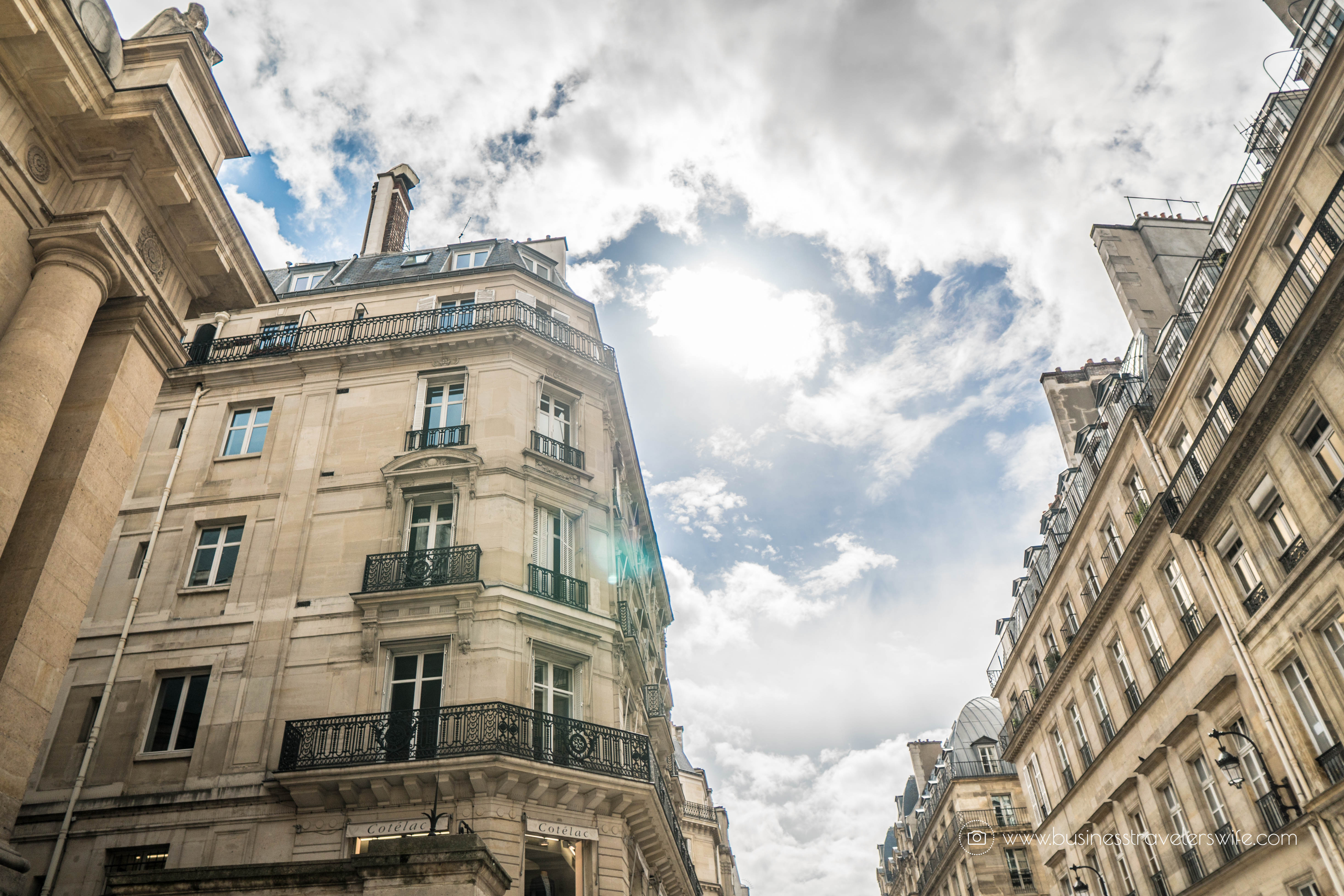 15 Untold Tips for Tourists Visiting Paris