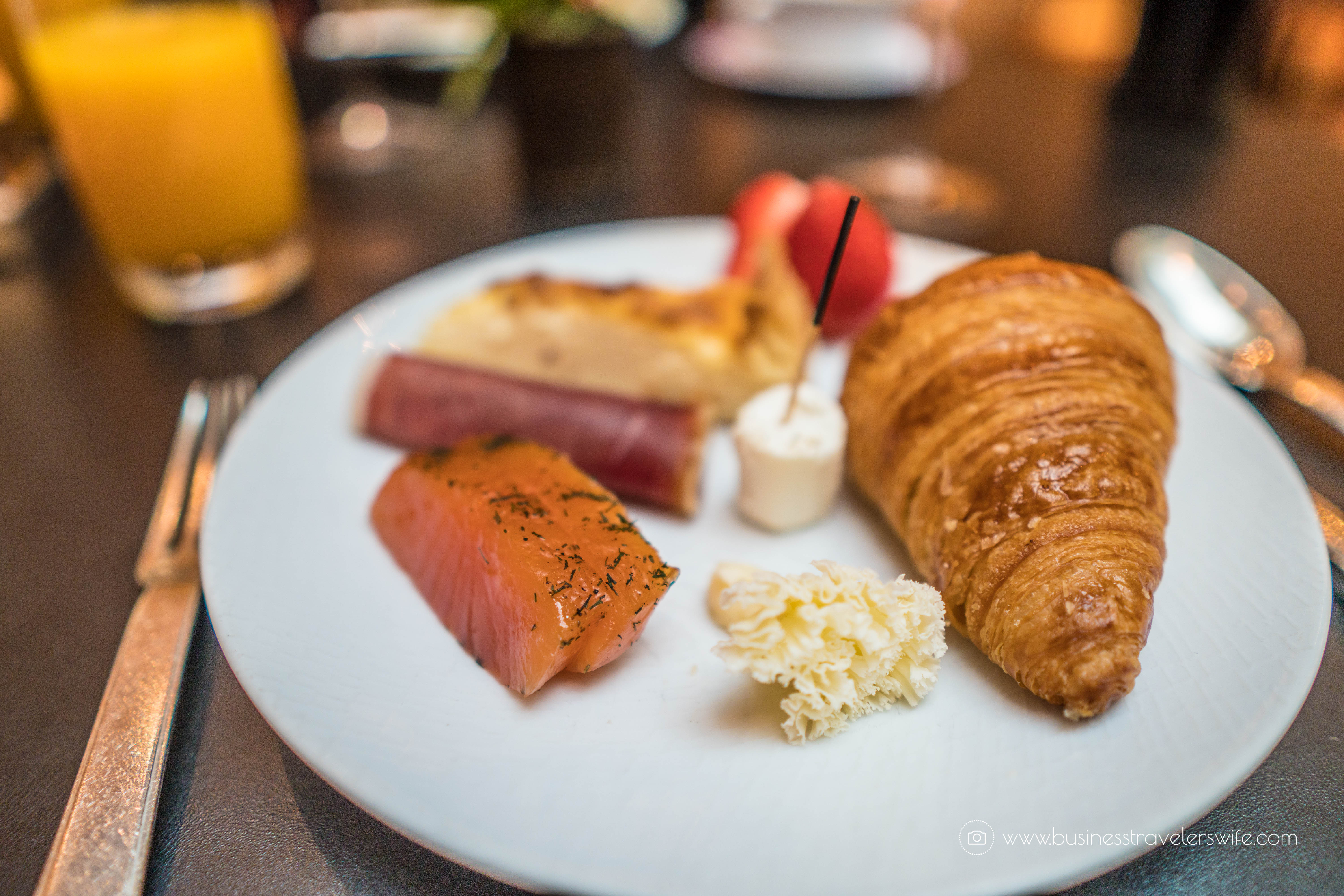 Where to Stay in Paris- 5-Star Hotel and Affordable Accommodations Park Hyatt Paris-Vendome Breakfast Buffet Sens