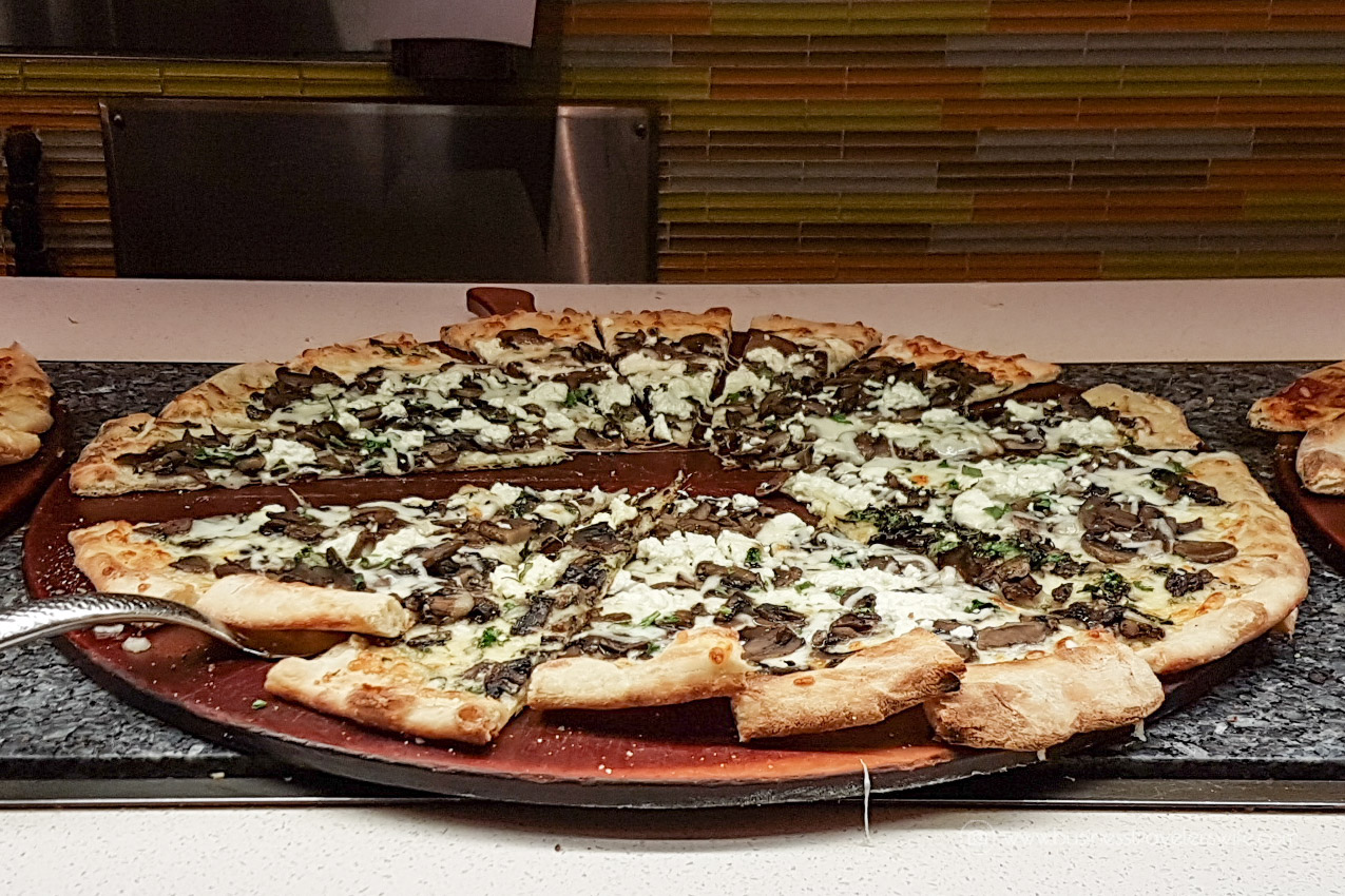 Las Vegas Travel Hack Using myVEGAS Rewards and Hotel Comps Complimentary Dinner Buffet at The Buffet, Aria pizza