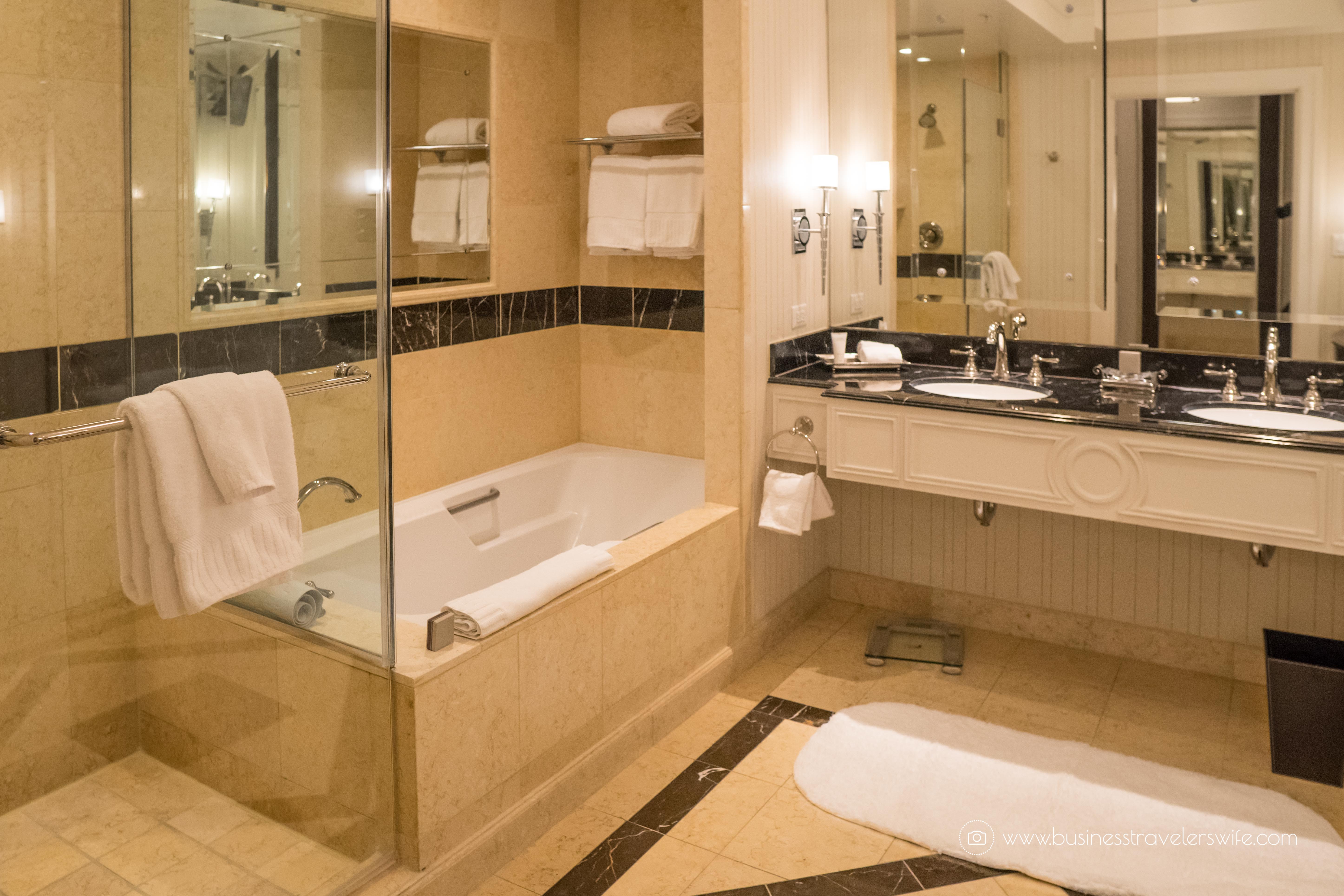 Las Vegas Travel Hack Using myVEGAS Rewards and Hotel Comps Palazzo Deluxe Suite